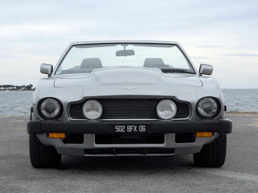  Aston Martin V8 Volante (Series I) 1979 года  (NA) (фото 13 из 18)